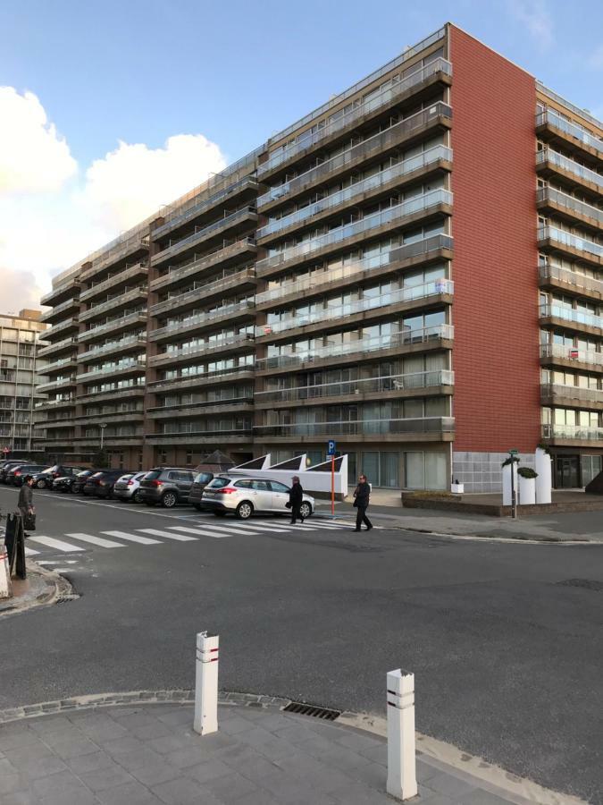Marie-Alice Apartamento Nieuwpoort Exterior foto